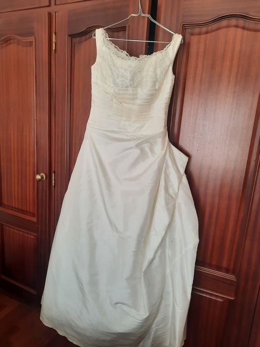 Vestido de Noiva M/ 36-38, cor Pérola, do atelier Princesa de Sonho