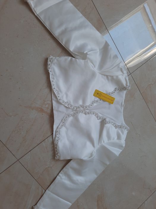 Bolerko eleganckie, ozdobne koraliki