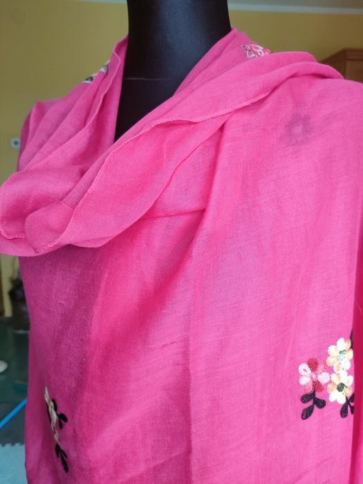 Szal haftowany chusta pareo 100% len, rozmiar 180*93