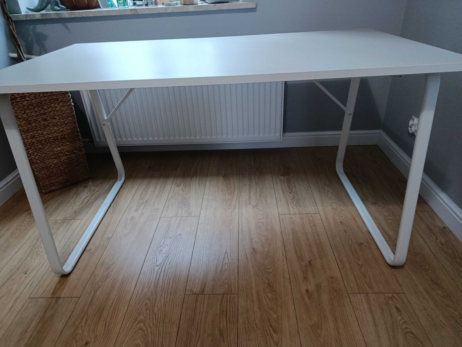 IKEA Biurko beżowe 140x80cm