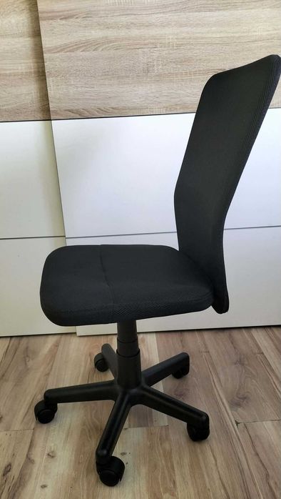 Krzesło biurowe obrotowe
