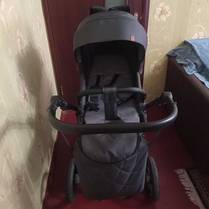 Дитяча коляска 2 в 1 ( можливий невеликий торг)