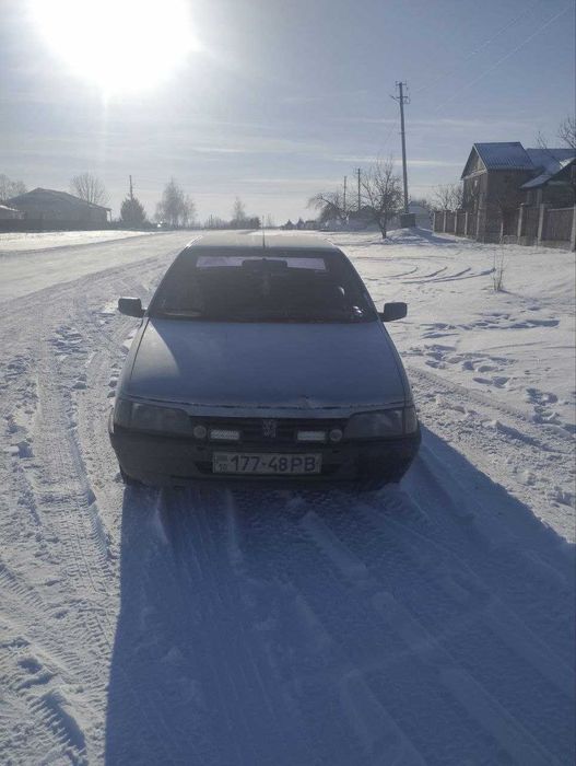 Продам Пежо 405 1.6(торг)