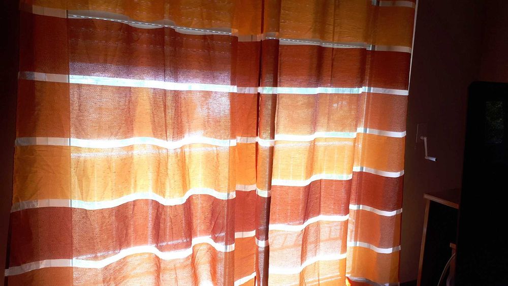 2 Cortinas de argolas - laranjas - AKI