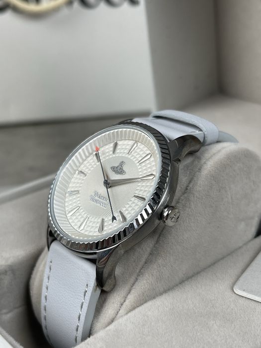 Жіночий Кварцевий Годинник Vivienne Westwood | Часи Вівьен Вествуд