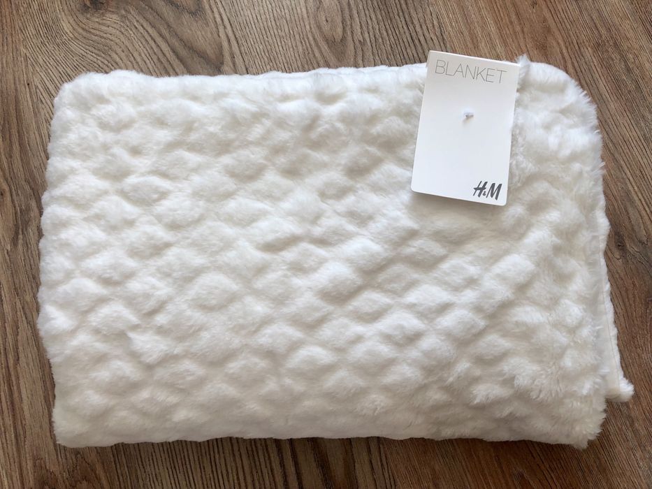 Pled kocyk narzuta H&M Home 150x110