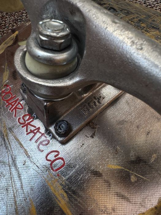 Скетборд fucking awesome