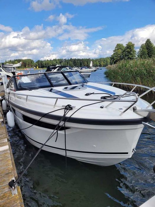 Łódź PARKER 800 Cruiser USZKODZONA