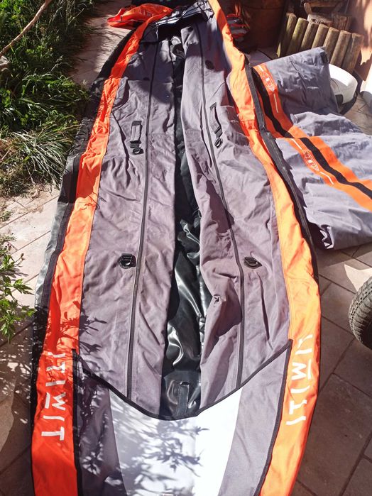 NOVO PREÇO - KAYAK 3 lugares como novo OFERTA colete criança