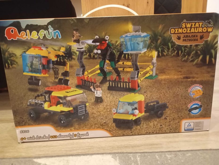 Klocki Elefun Świat Dinozaurów 8806