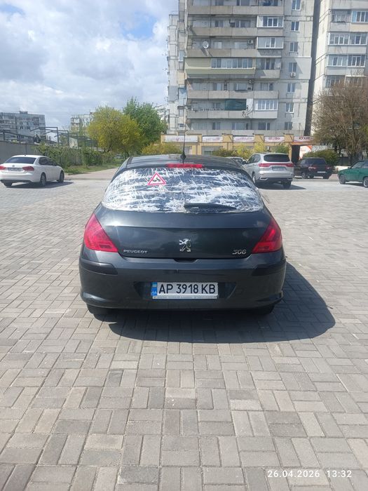 Peugeot 308 2008 рік