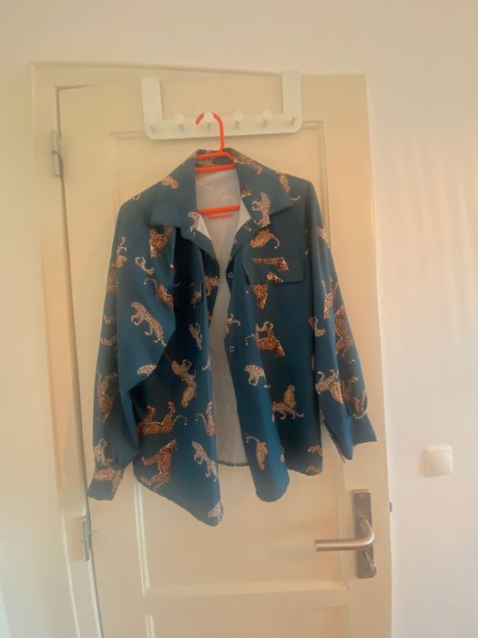 Camisa estampada com tigres