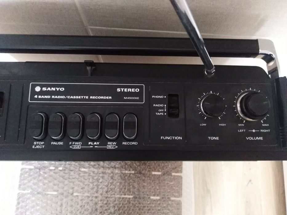 Винтажный радио магнитофон, Sanyo M4500ke, 1980г. Оригинал, Япония