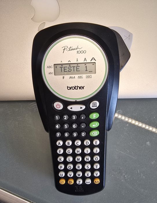 Etiquetadora Brother P-touch 1000