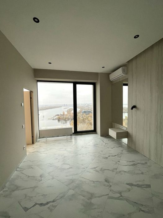 Продаж квартири з ремонтом 52 м2 в Барто!