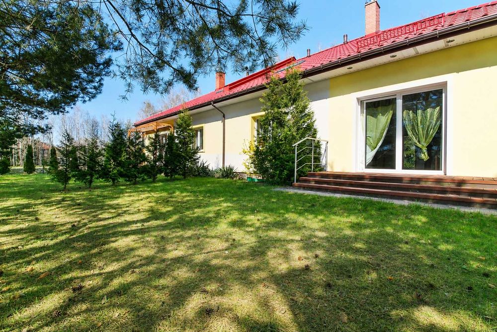 Dom 120m2 z kominkiem i ogrodem, Opacz Kolonia.