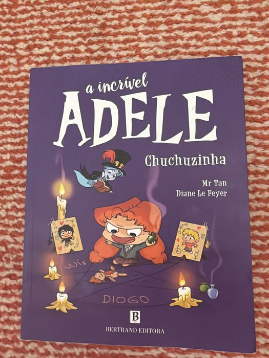 Livro adele 10 chuchuzinha