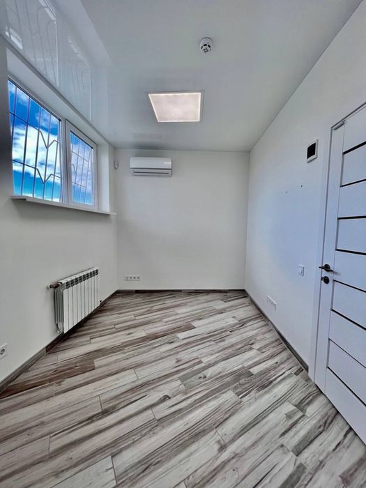 АРЕНДА КАБИНЕТА. ФАБРА 4 (напротив Оперного театра)