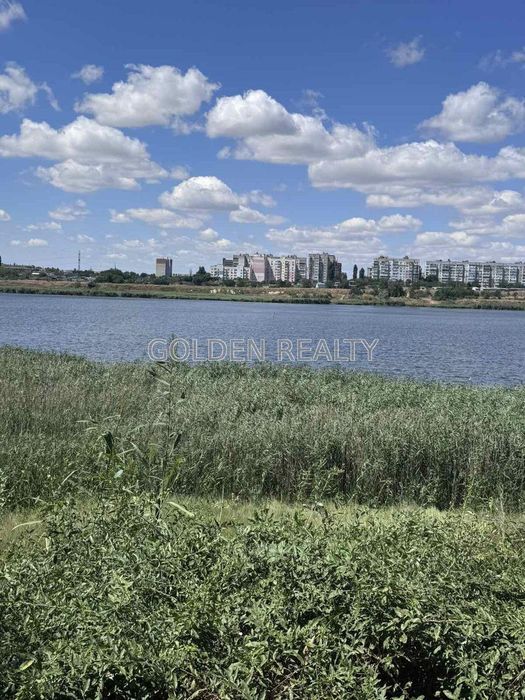 Продаж будинку з власним виходом до річки в Ракетному Урочищі! Перша лінія