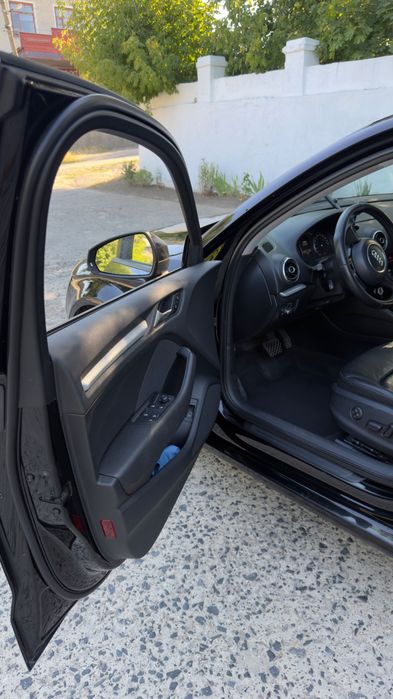 Автомобіль Ауді