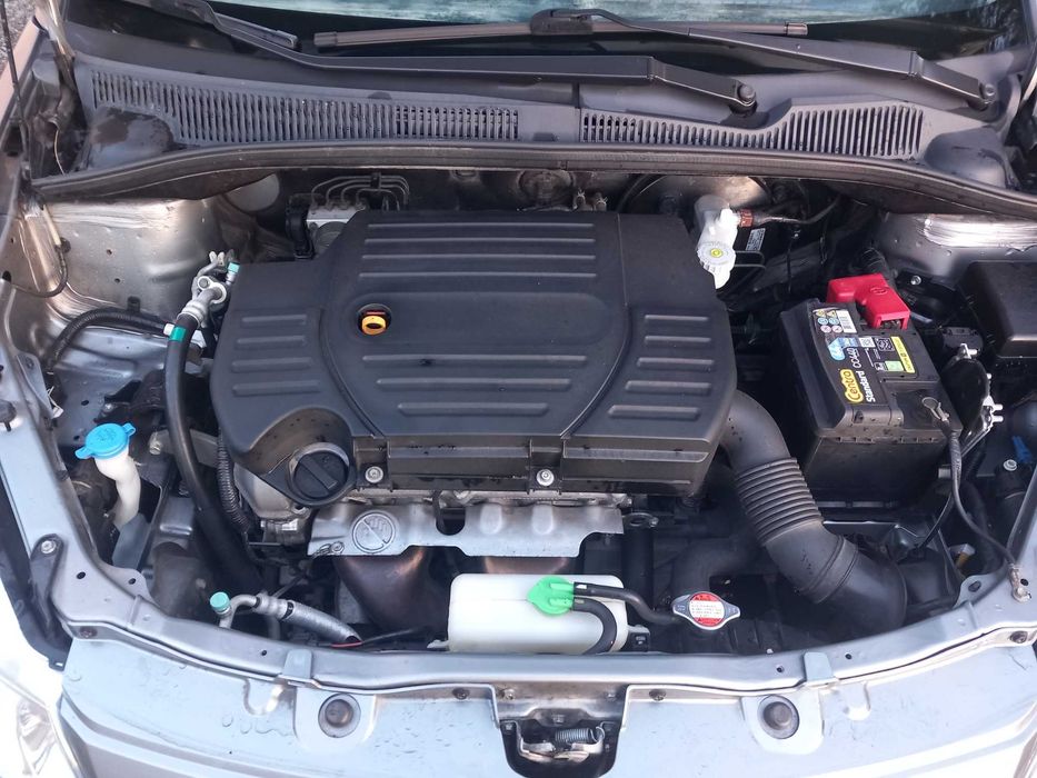 Sprzedam osobowy samochod SEDICI