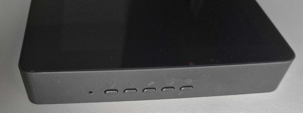 Mały monitor ekran dotykowy przenośny monitor 8 cali HD 800 x 480 HDMI