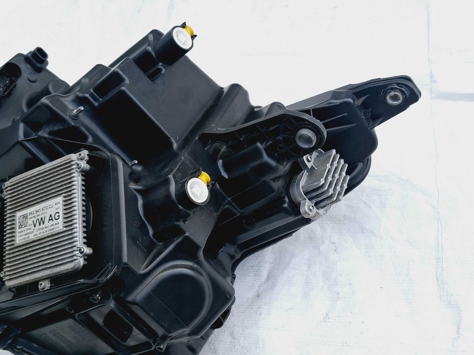 lampa przód przednia prawa skoda kodiaq i 1 lift full led 566,941036a