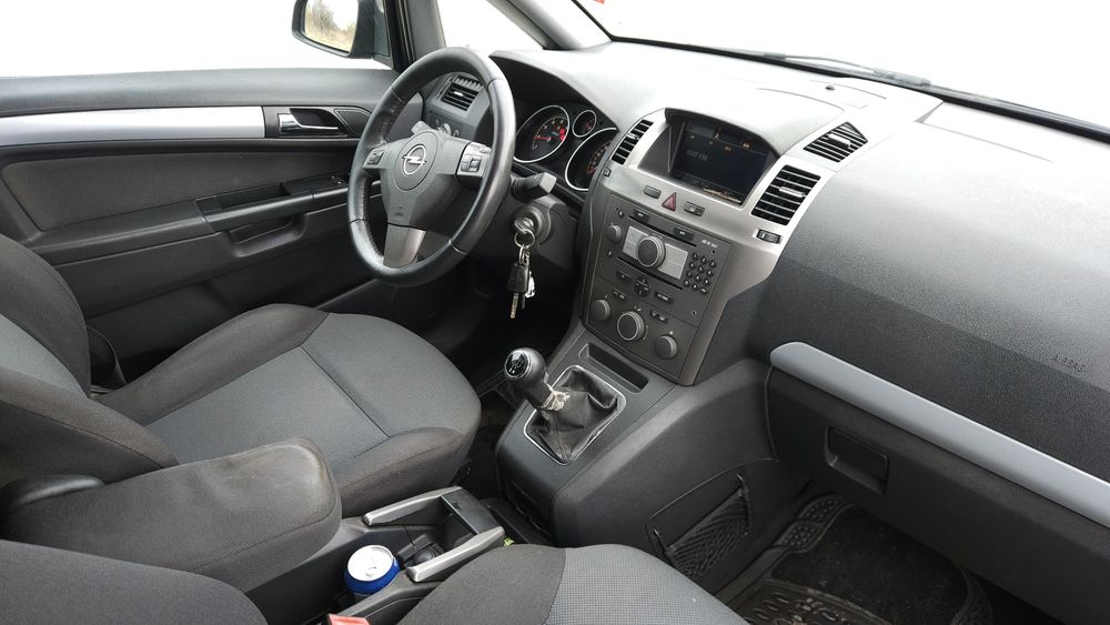 Opel Zafira B 1.8 benz 7osob Tempomat