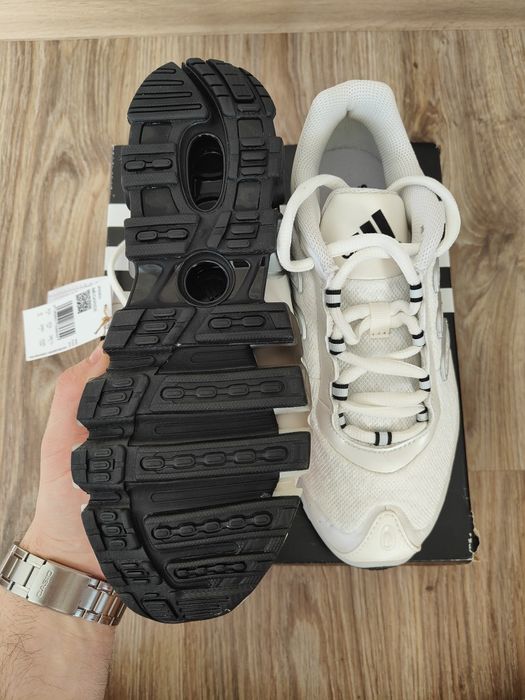 ОРИГІНАЛ! Кросівки Adidas Megaride білі