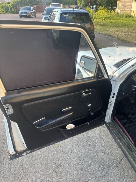 Mercedes W123 2.4 diesel