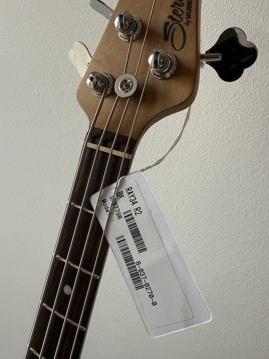 Sterling Stingray RAY 34 by Music Man