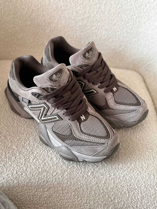 New Balance 9060 Brown Жіночі кросівки НБ трендовий колір 2026