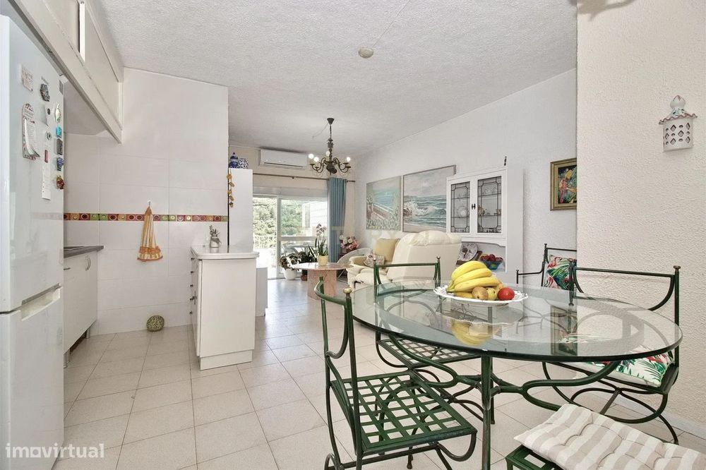 Apartamento T1+2 na Histórica Aldeia do Castelo de Sesimbra