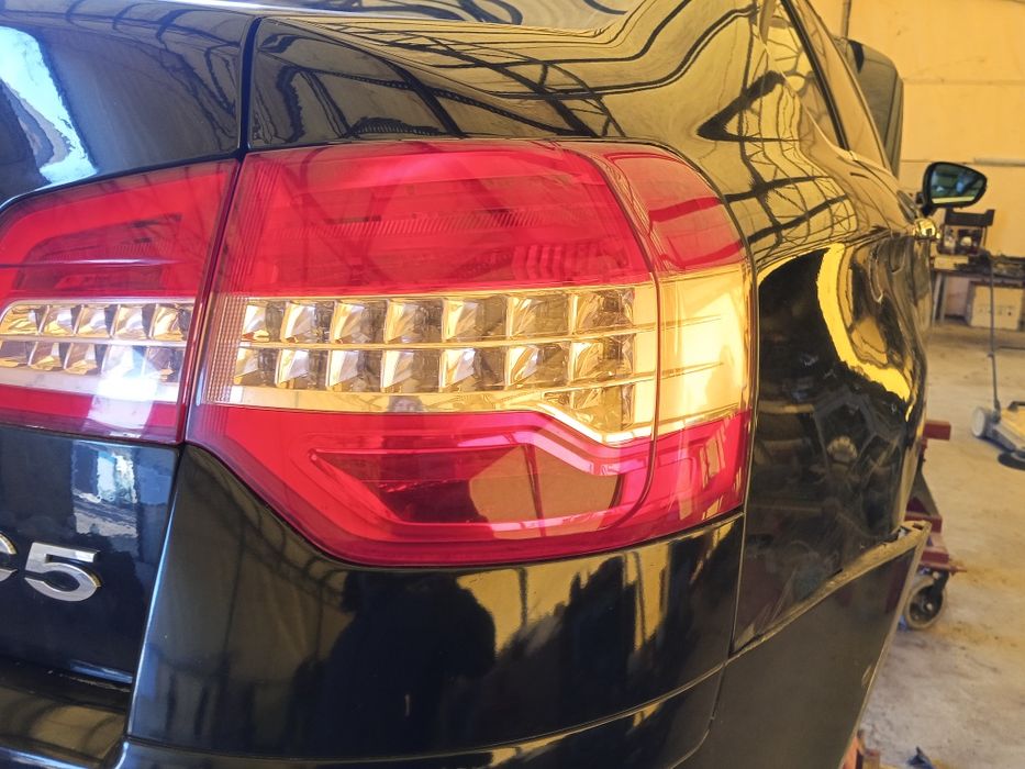 Lampa prawy tył Citroen C5 x7 III sedan