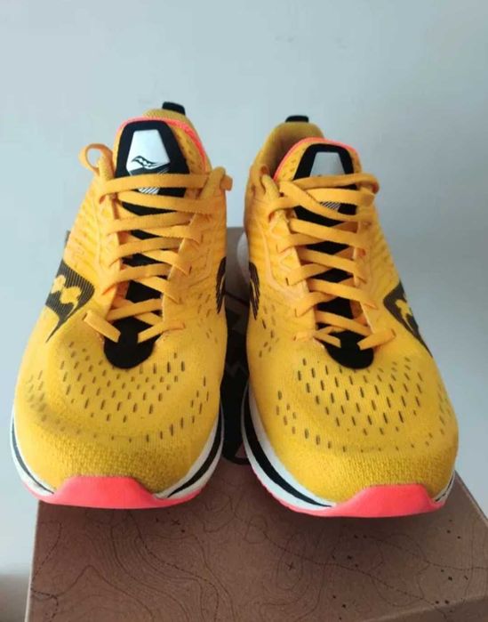 Buty Saucony Endorphin Speedroll 42,5 okazja