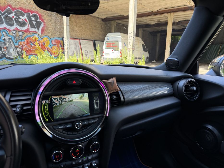 Mini Cooper 1.5 F56