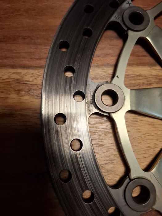 Tarcza hamulcowa przód lewa do 1000rr 2006 r