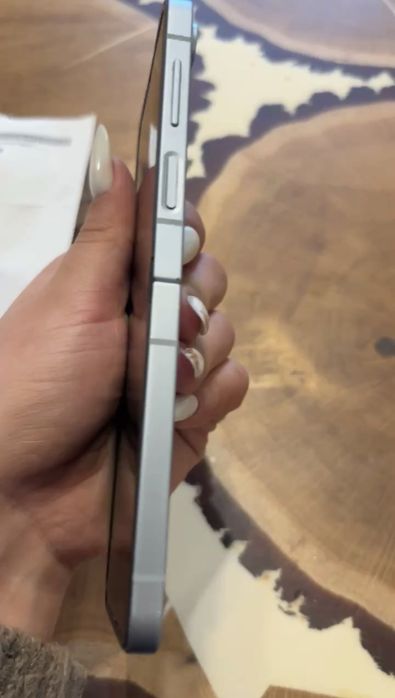 Samsung Galaxy Z Flip 6 – 256 GB