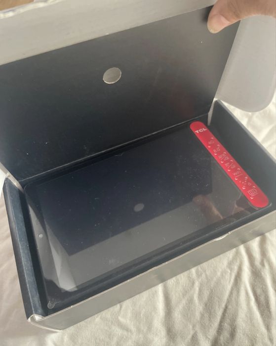 Tablet delivery UBEREATS