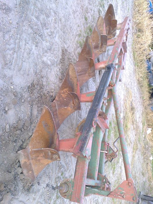 Ciągnik Ursus  C 385 traktor czwórka silnik