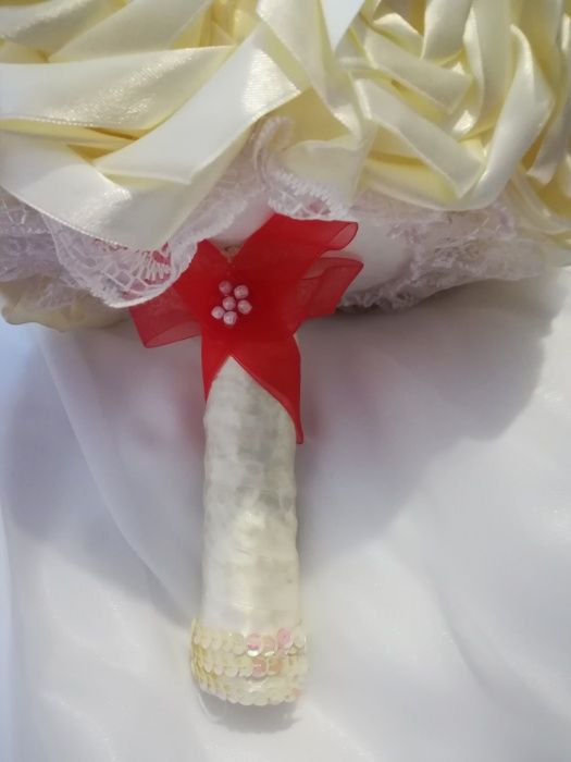 Весільний букет нареченої із атласних стрічок, ручна робота!