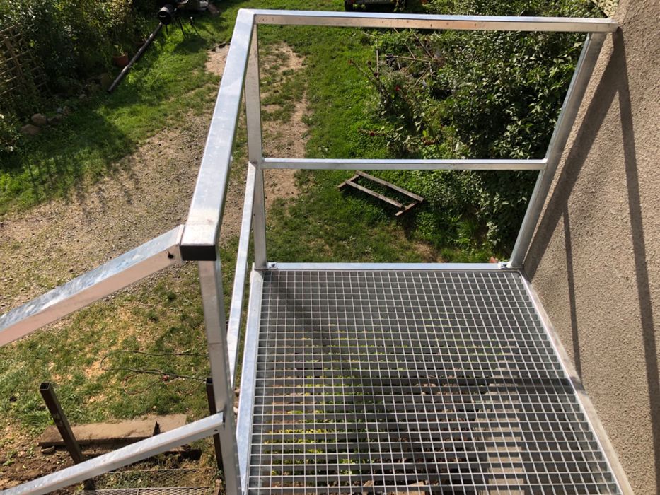 Schody metalowe zewnętrzne przemysłowe