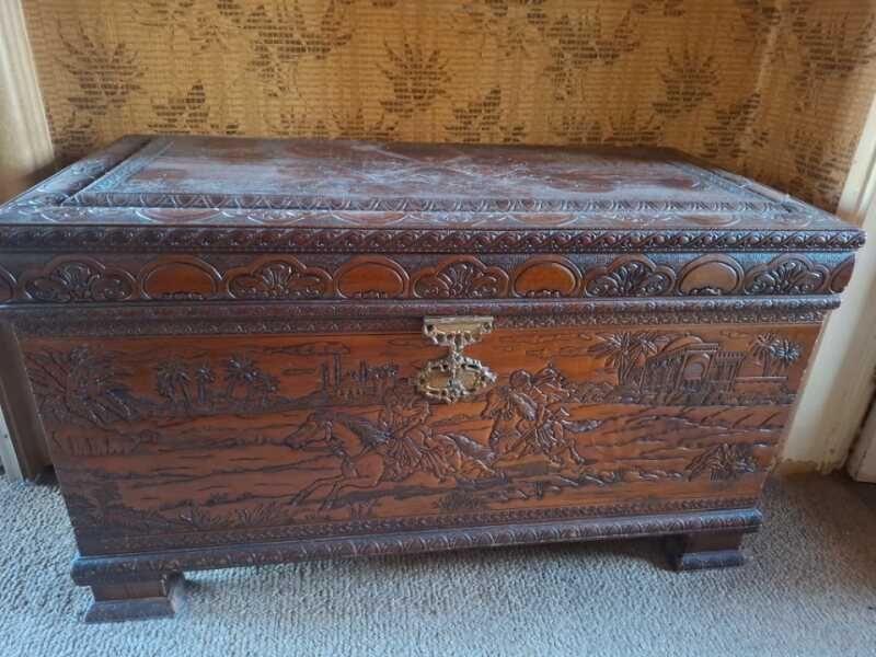 Mobilia Classica de Quarto (Cama, Cómoda, Guarda Roupa ..)