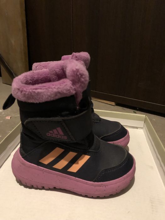 Buciki Adidas witerplay rozm. 23