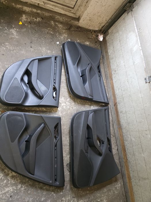 Boczki drzwi Tapicerka Audi A3 8V Sportback komplet