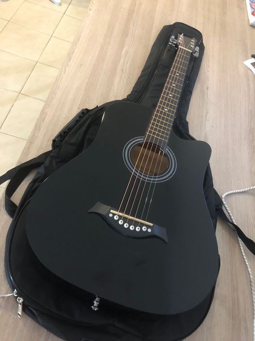 Capa ou estojo de excelente qualidade para guitarra, violão