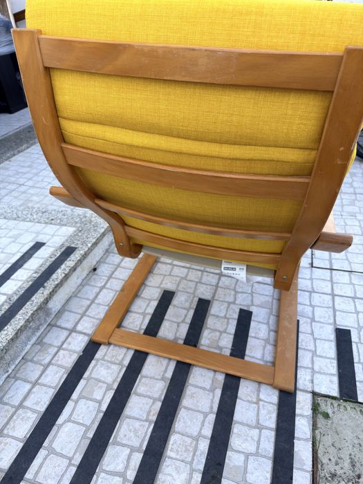 Poltrona IKEA, chapa de bétula/Kelinge amarelo