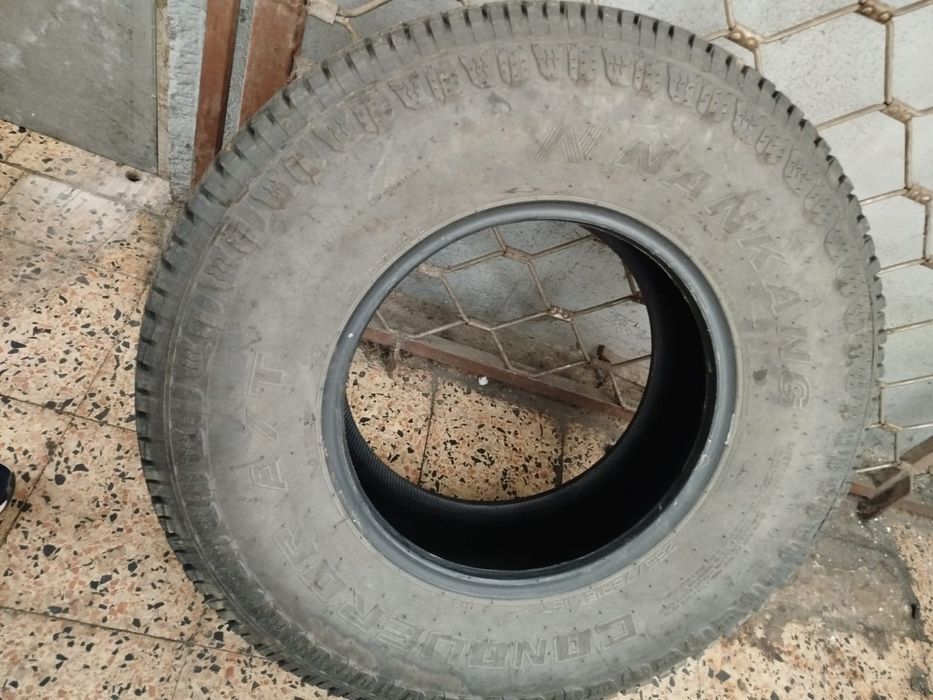 Pneus Nankang 265/75/16