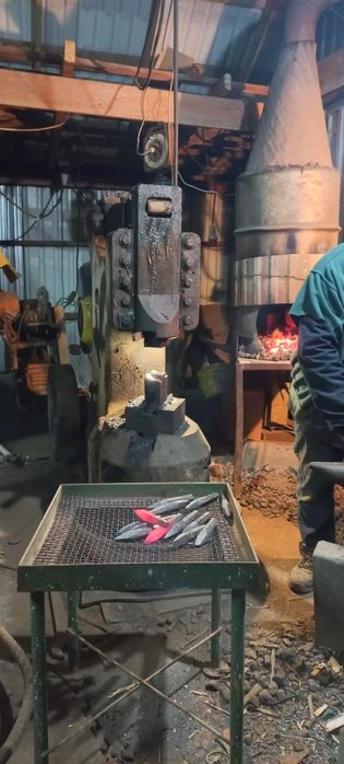Kowalstwo szeroki zakres klepanie lemieszy