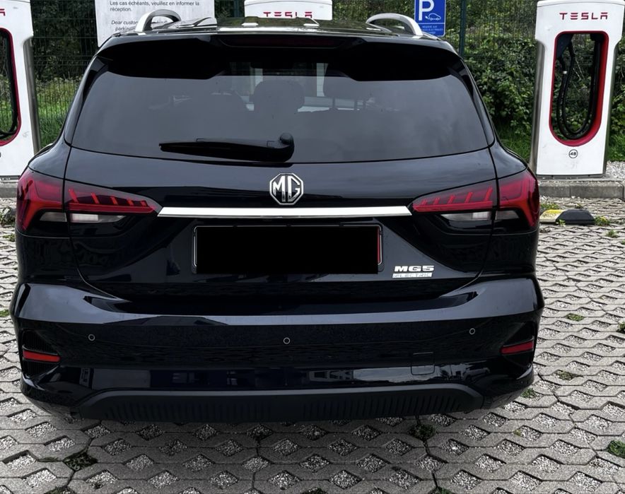 MG 5 EV 61kWh Long Range Luxury (2023) | Autonomia 400km